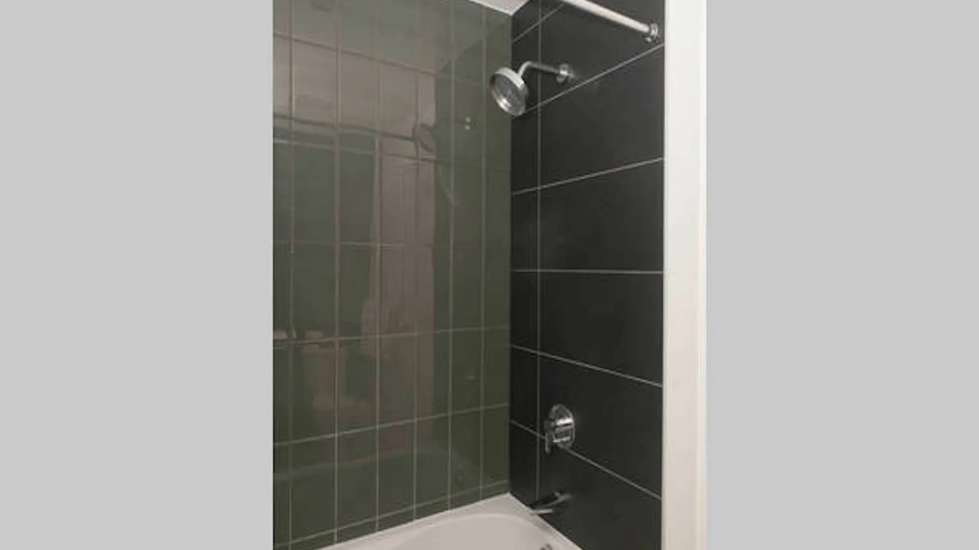 N2N Suites - Downtown Lake & City View Apartments تورونتو